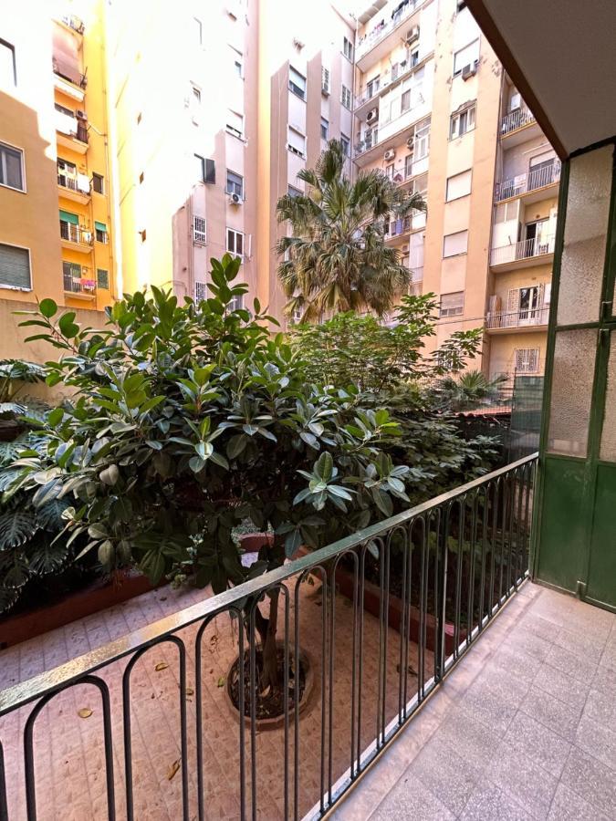 Vomero Suite And Deluxe Room B&B Napoli المظهر الخارجي الصورة