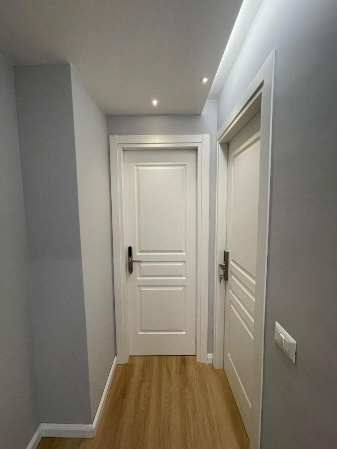 Vomero Suite And Deluxe Room B&B Napoli المظهر الخارجي الصورة