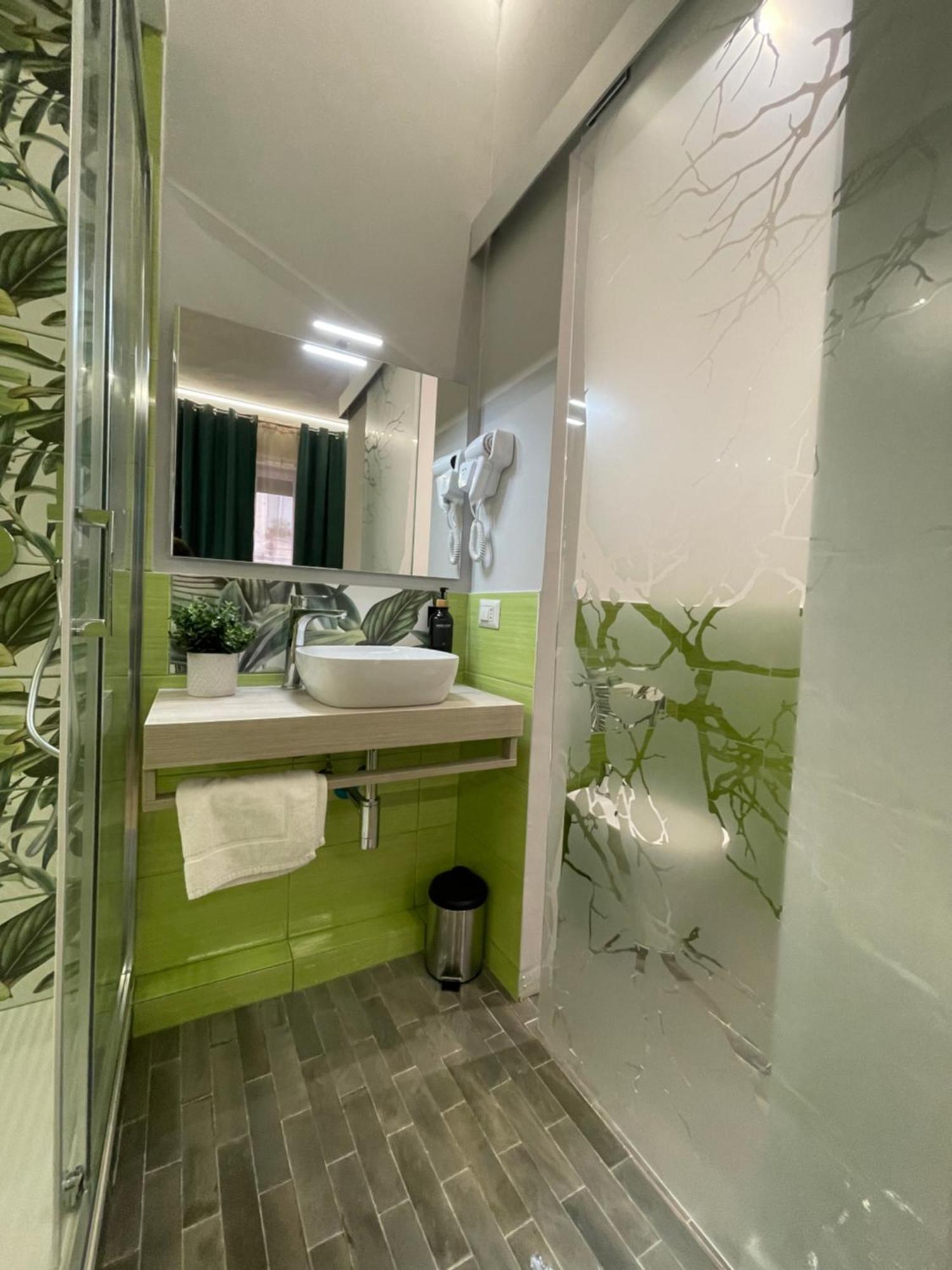 Vomero Suite And Deluxe Room B&B Napoli المظهر الخارجي الصورة