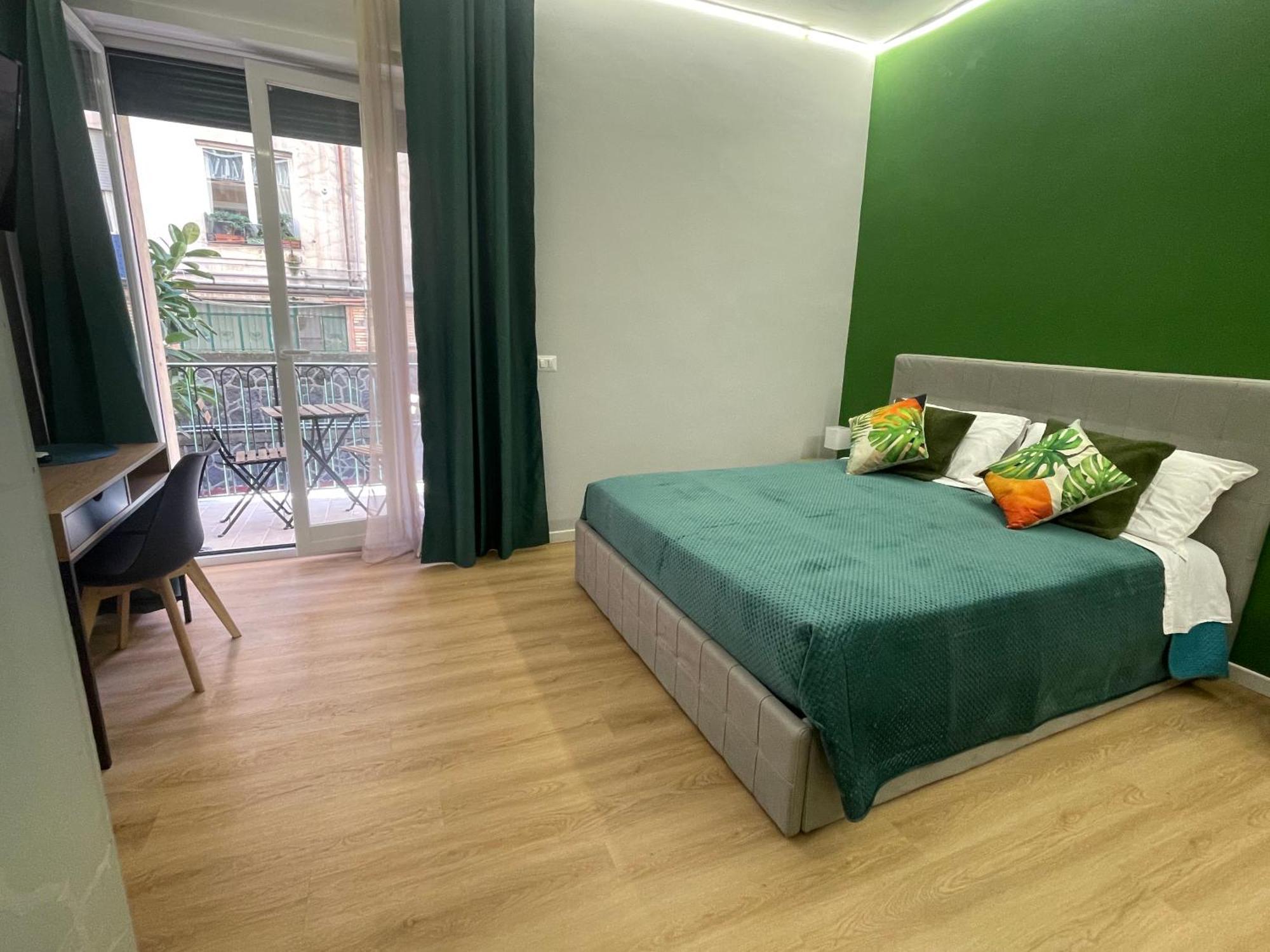 Vomero Suite And Deluxe Room B&B Napoli المظهر الخارجي الصورة