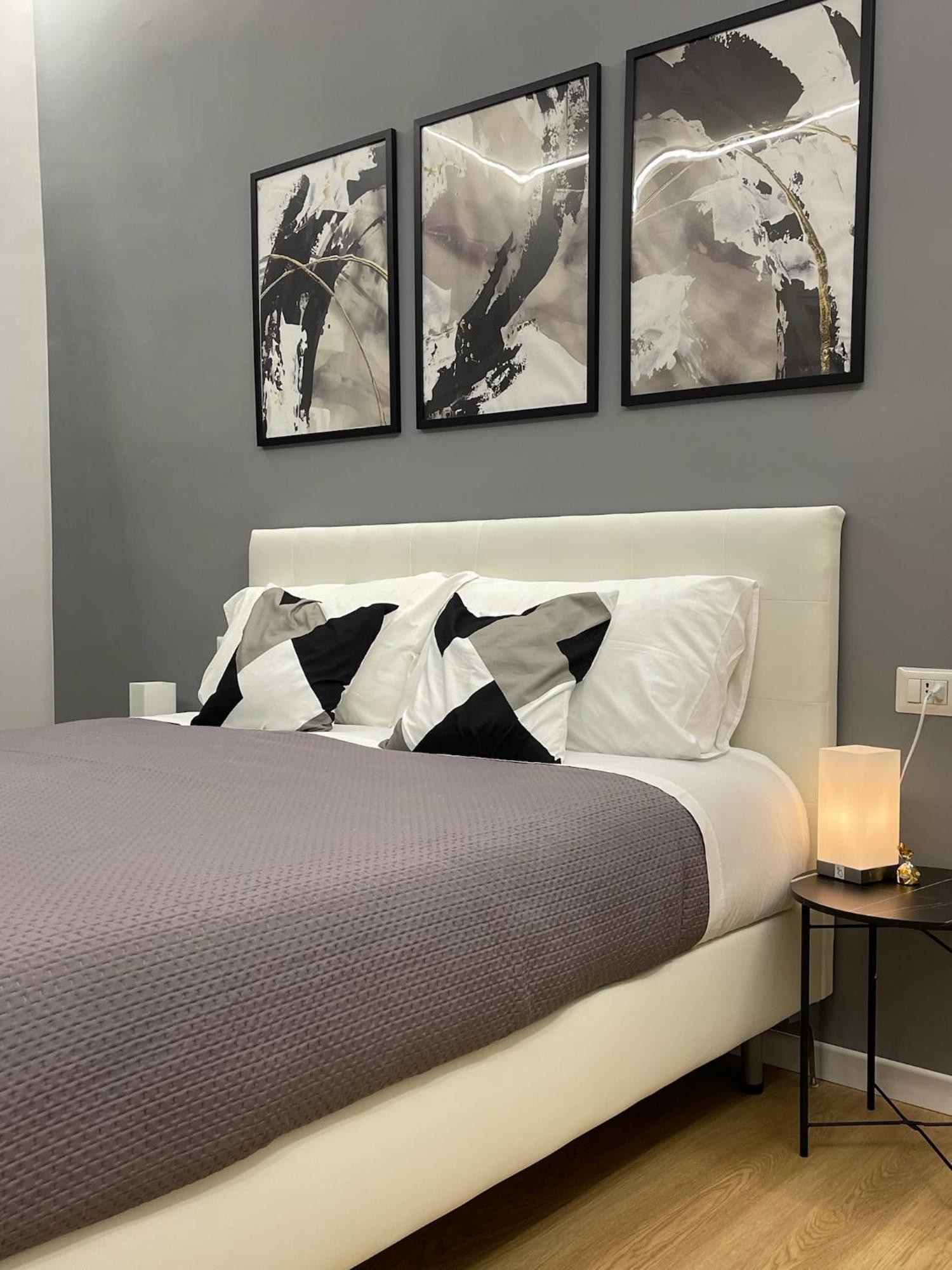 Vomero Suite And Deluxe Room B&B Napoli المظهر الخارجي الصورة