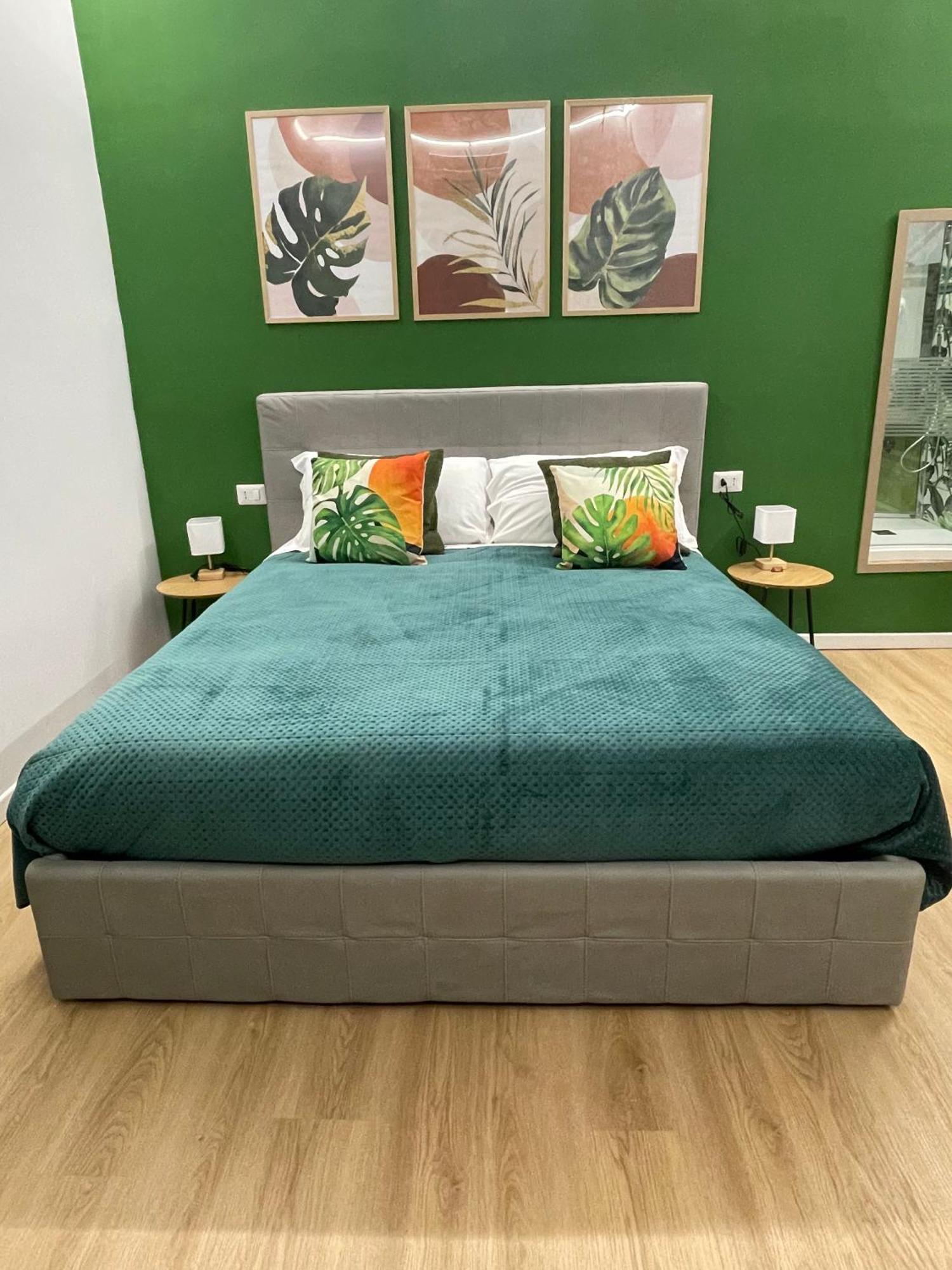 Vomero Suite And Deluxe Room B&B Napoli المظهر الخارجي الصورة